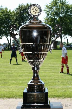 pokal.jpg